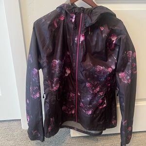 Basin and range floral spiro rain jacket